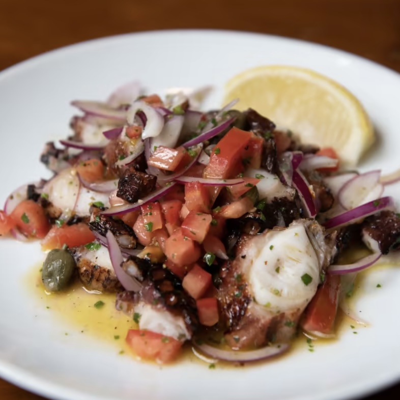 Best Dishes in Astoria 2026: Expert-Curated Food Guide