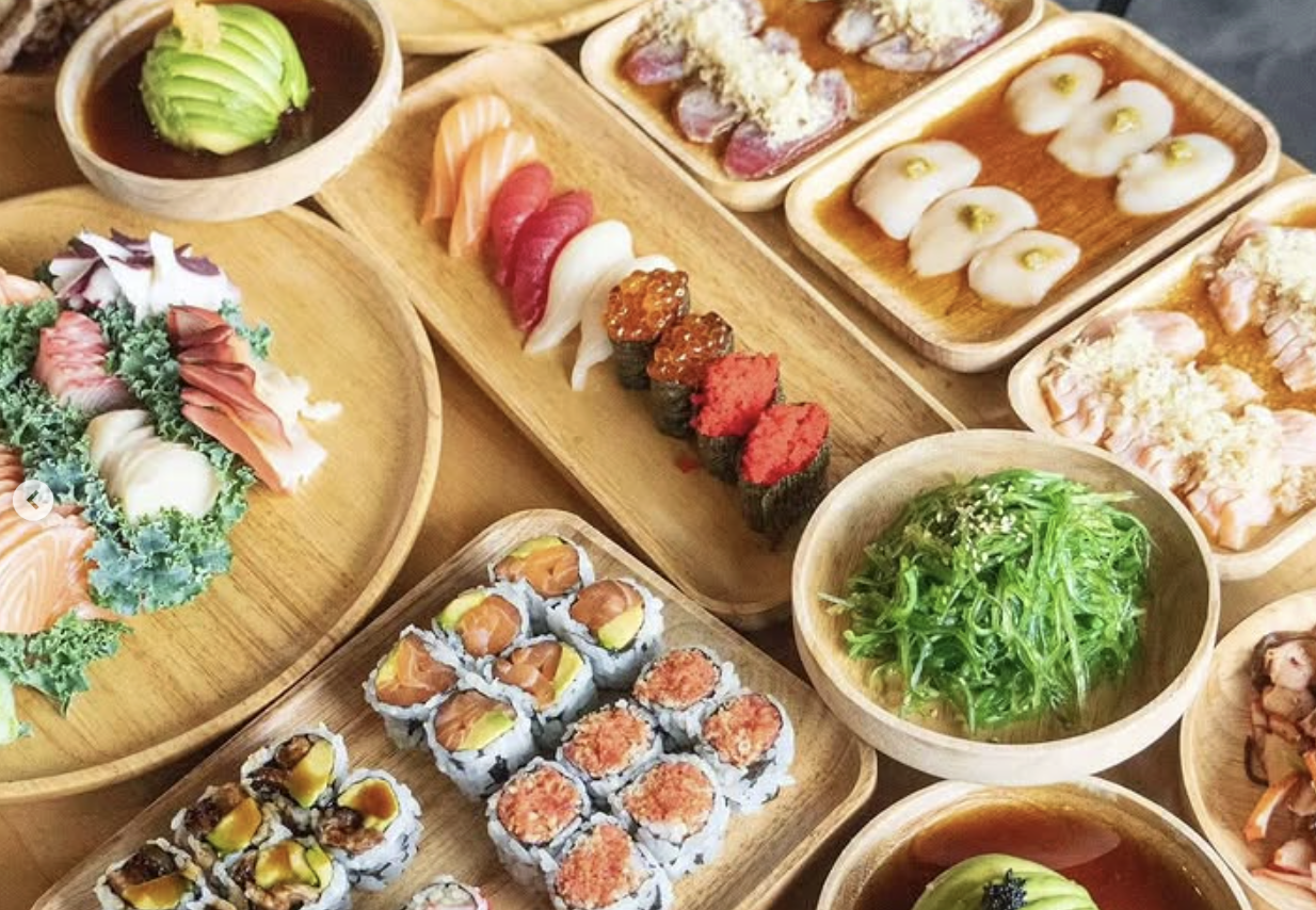 8 Must-Try Dishes in Elmhurst: Critic-Approved Picks 2026