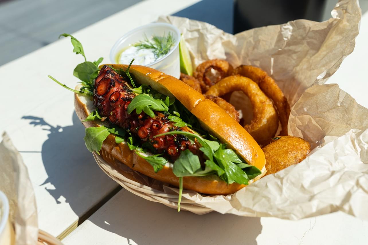 8 Must-Eat Hot Dogs in NYC 2026 - Best Spots Guide