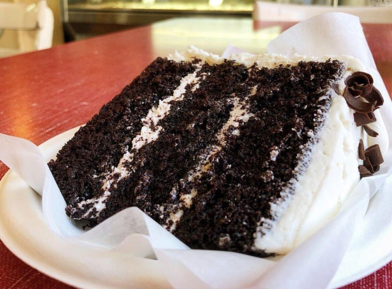 Billy’s Bakery Must-Try Desserts 2026